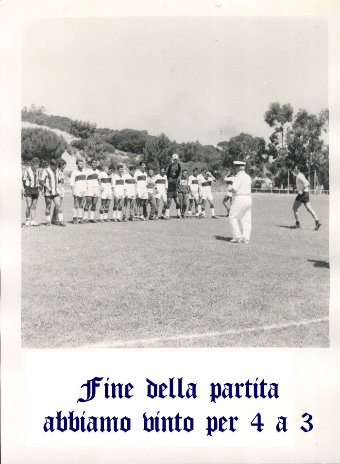 nave vespucci 1974_Lisbona_pallone1.jpg